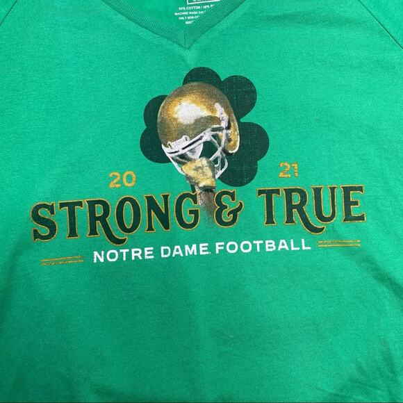NEW Colosseum Notre Dame Vneck Tee in Green - Picture 3 of 7